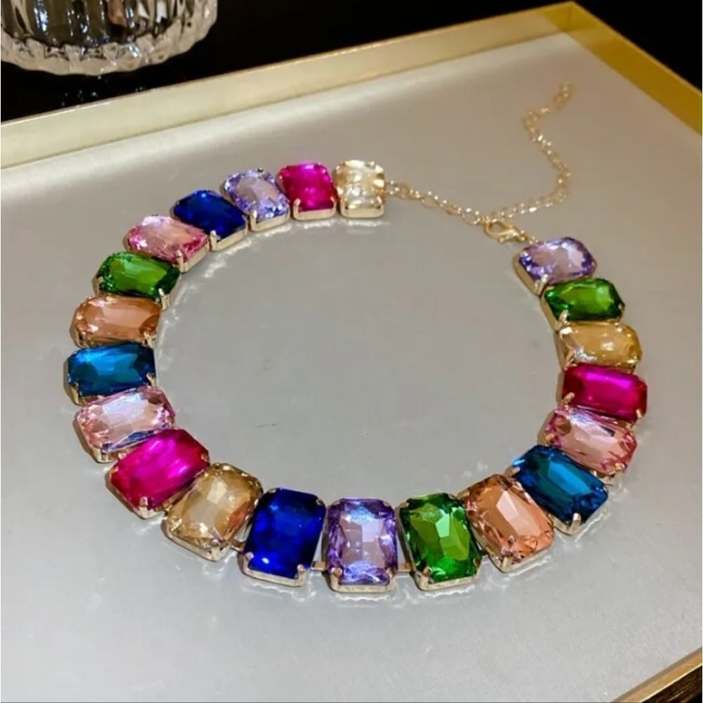 Exaggerated Colorful Rhinestone Choker Necklace - Picture 2 of 4